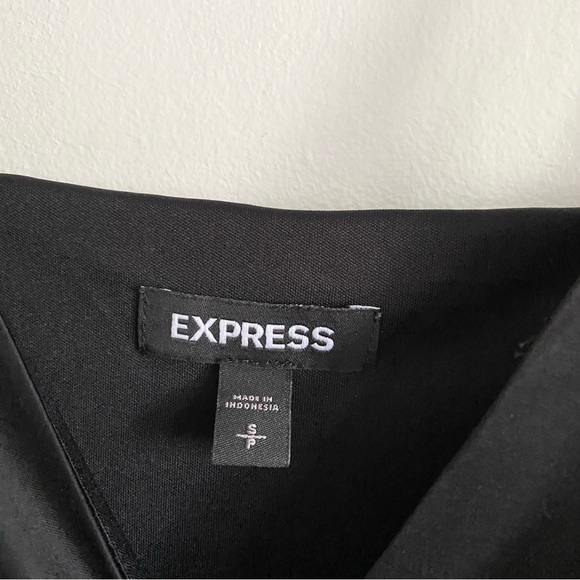 Express Satin V-Neck Midi Slip Dress Black - Picture 9 of 9